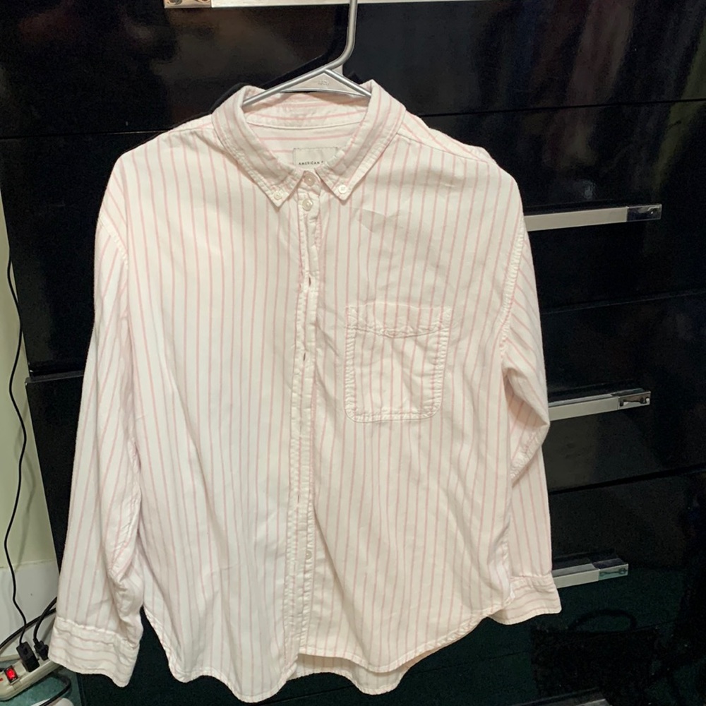 American eagle button down